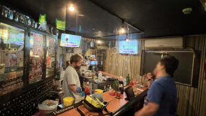 MaKerSの内観/外観