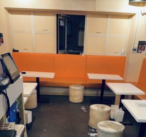 Café&Bar Hungryの内観/外観